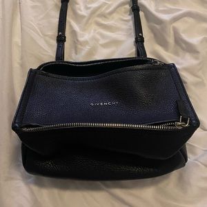 Givenchy Mini Pandora - black